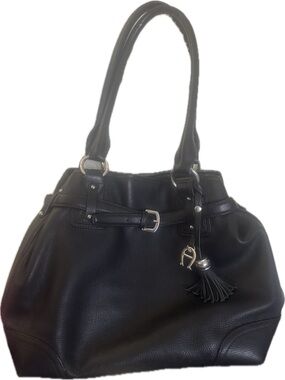 Vintage Etienne Aigner Black Pebbled Leather Tassel Belt Shoulder Bag